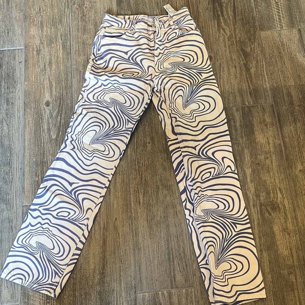 Blue design Wide leg Zara jeans